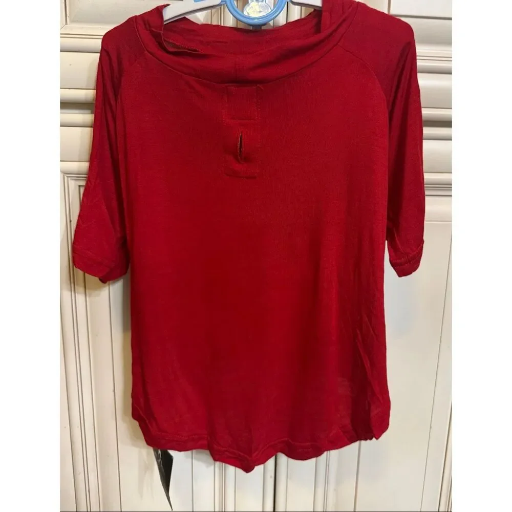 Admiral Frazier Red Single Scoop Pullover Mock Neck Shirt Red Size Large NWT